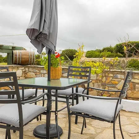 Martha's Filoxenia Drios