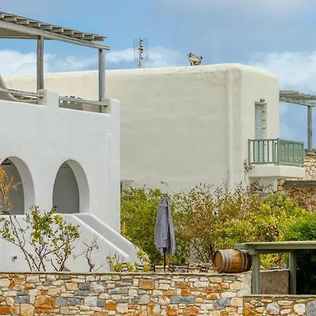 Martha's Filoxenia * Drios