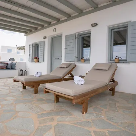 Martha's Filoxenia * Drios