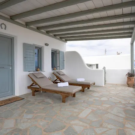 Martha's Filoxenia Apartment *