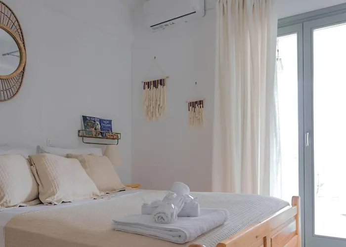 Martha's Filoxenia Apartment *